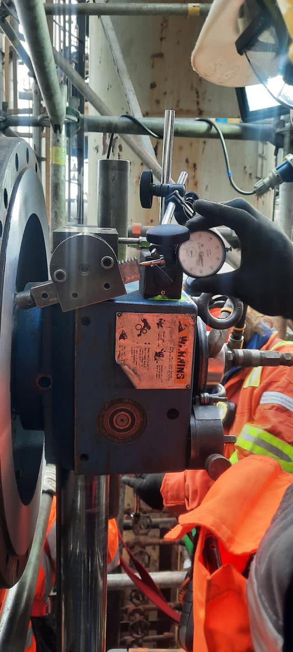 Equipo de precisión para rectificado de flanges